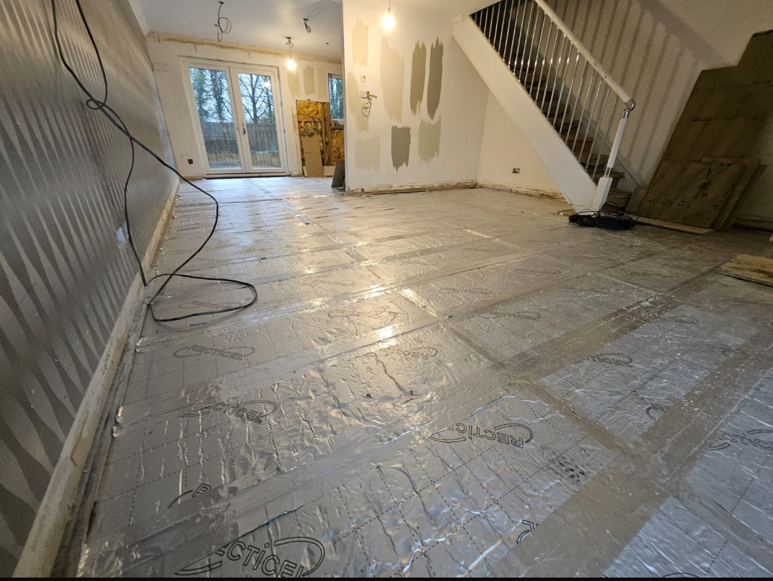 PIR Insulation For Underfloor Heating project photo 7
